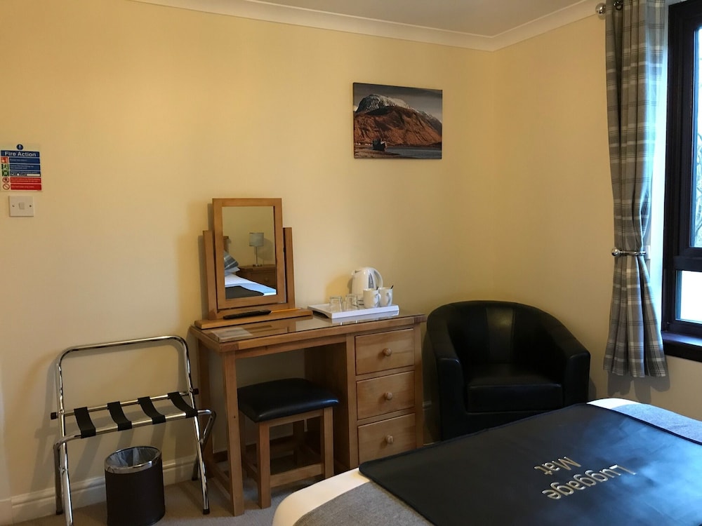 BEN NEVIS GUEST HOUSE 14/35