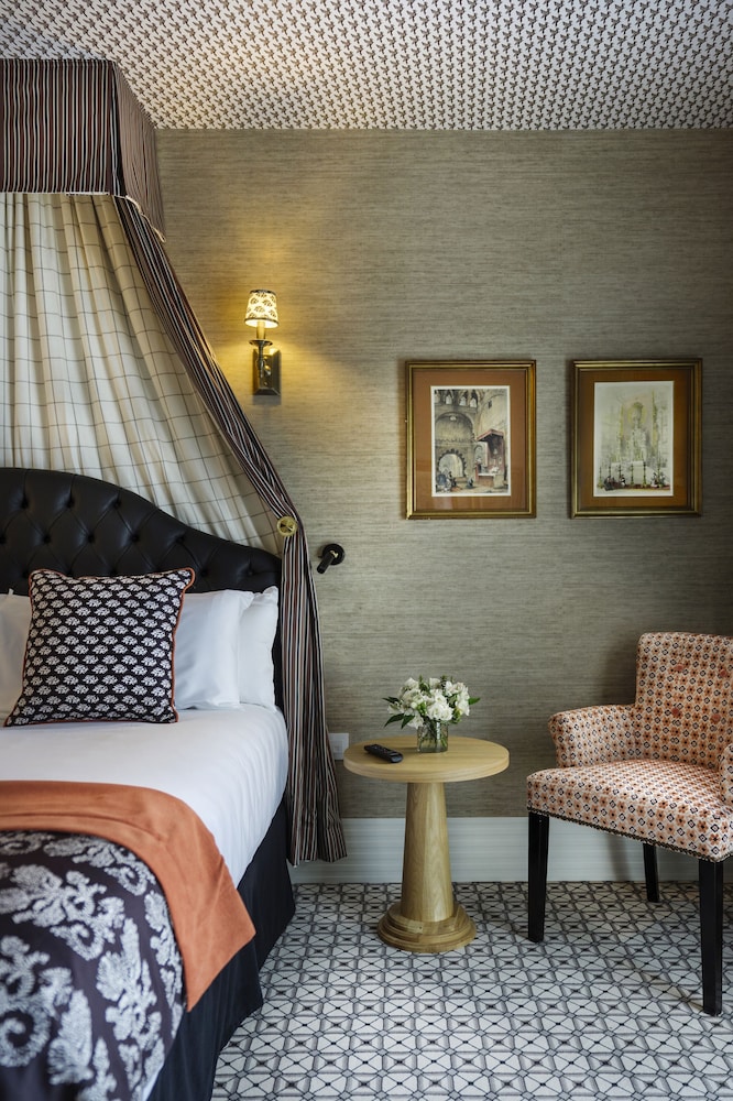 Casa Verbena Madrid, Outset Collection by Hilton 16/46