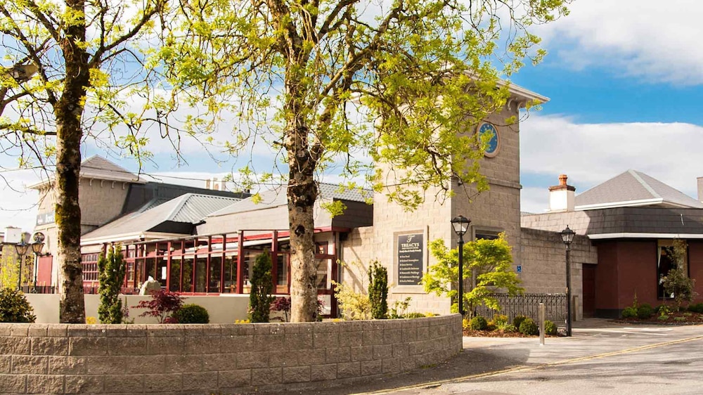 Treacy Apos S West County Conference Amp Leisure Centre 3/50