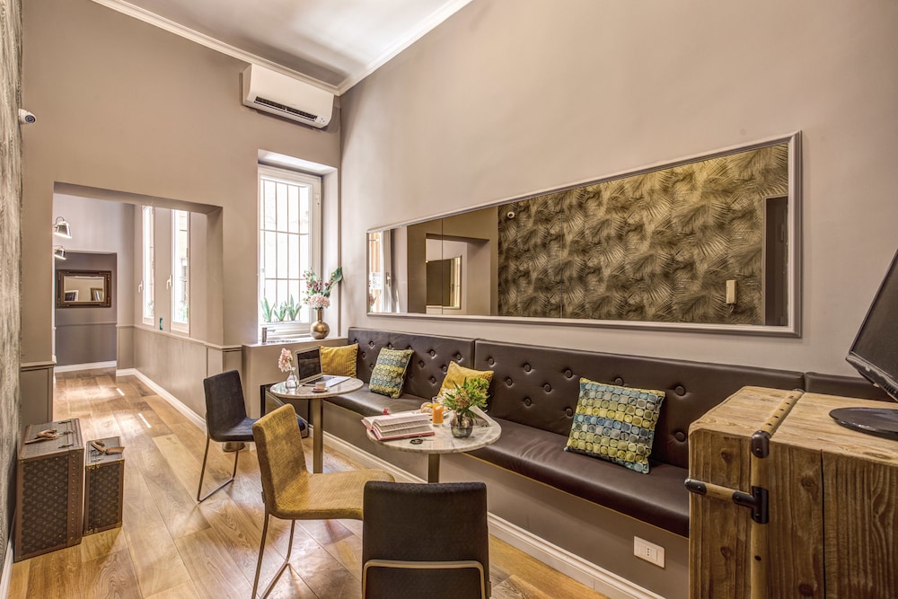 Charme Spagna Boutique Hotel 52/77