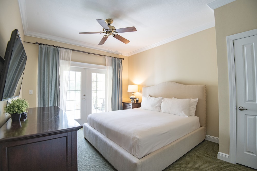 3 BEDROOMS, SUPERIOR, VILLA