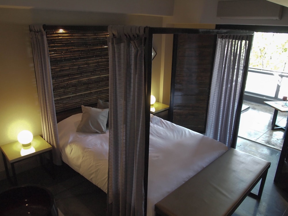 Prodeo Hotel Lounge 39/70