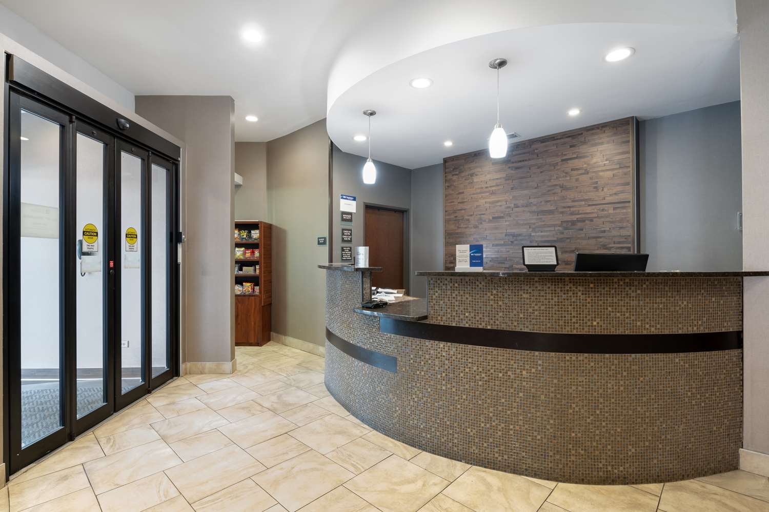 Best Western University Inn At Valparaiso 2/16