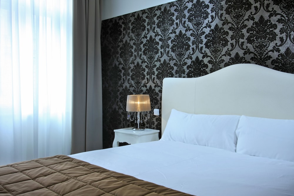 Numa I Flow Rooms & Apartments 33/67
