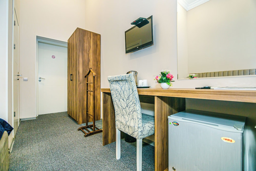 Bristol Hotel Baku 31/51