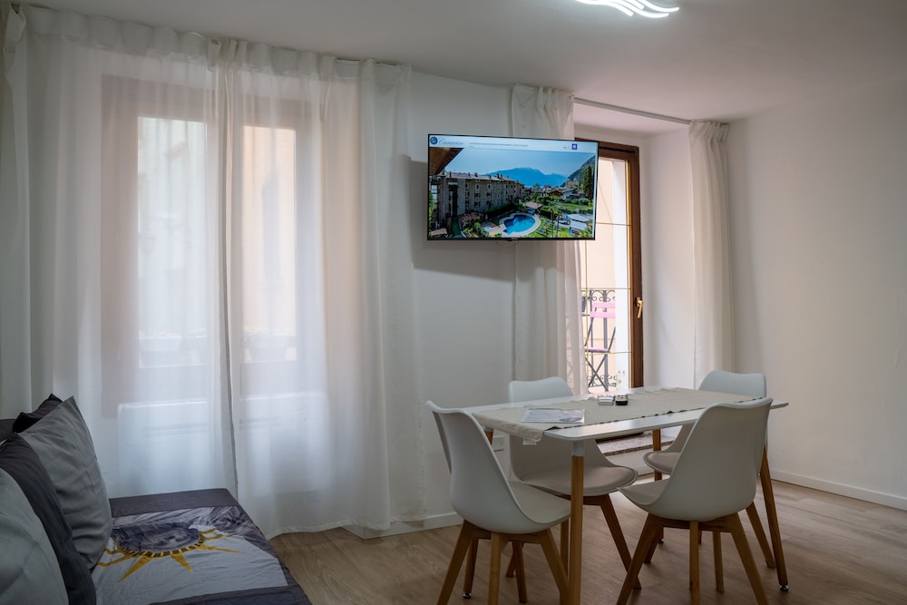 CENTRO VACANZE CANARINO 60/74