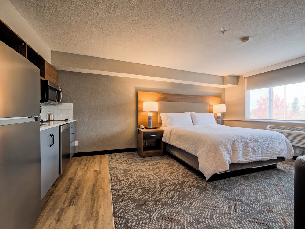Candlewood Suites Tacoma Mall by IHG 15/57