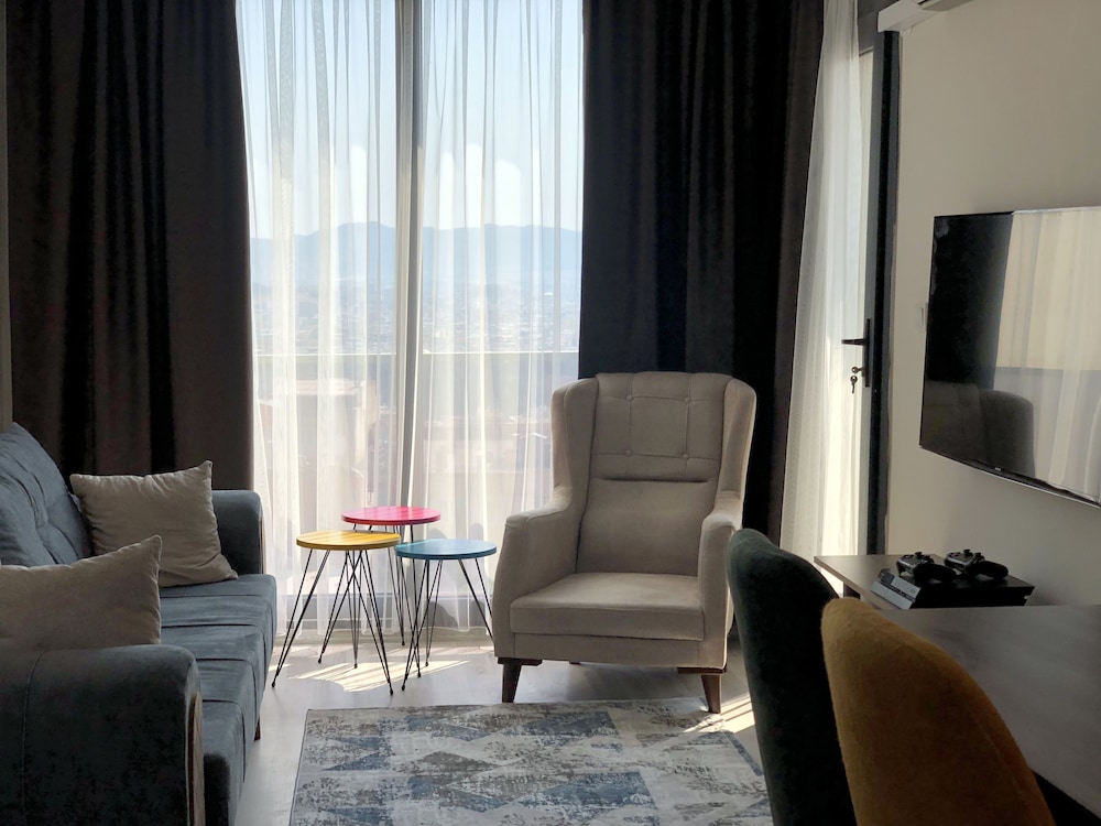 Beta Homes Boutique Hotel 28/36