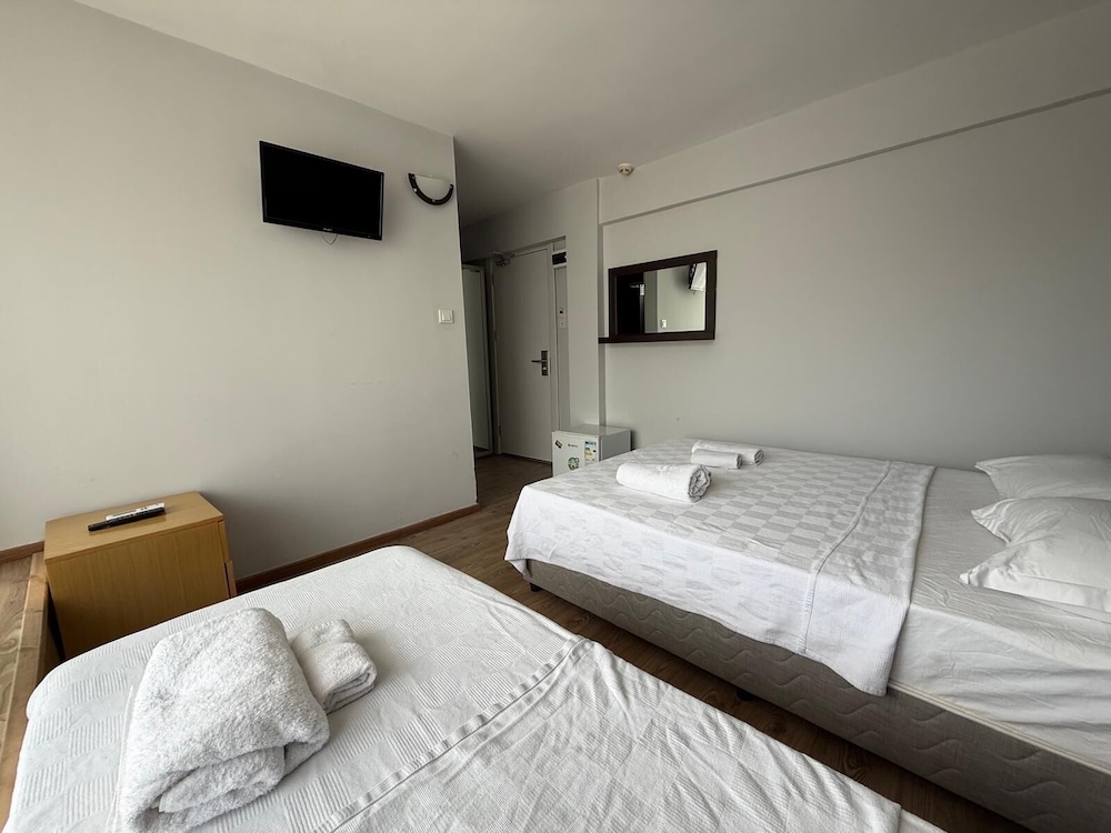 Romeo Beach Hotel 15/46