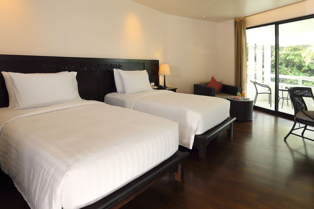 Le Meridien Phuket Beach Resort 17/73