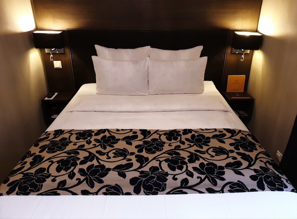 Banken Hotel 7/41