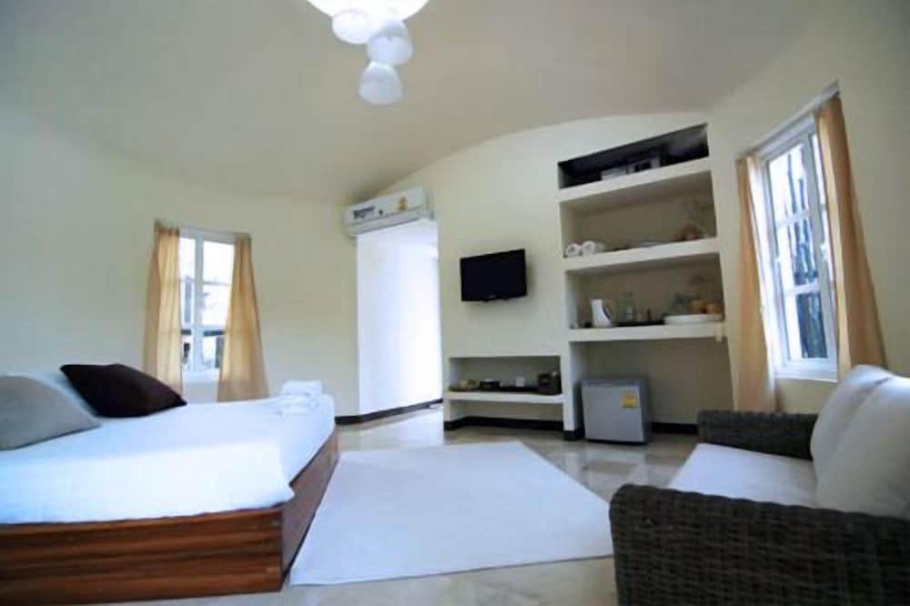 Vorona Resort 6/50