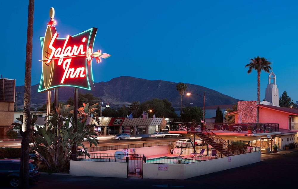 Safari Inn, a Coast Hotel 56/63