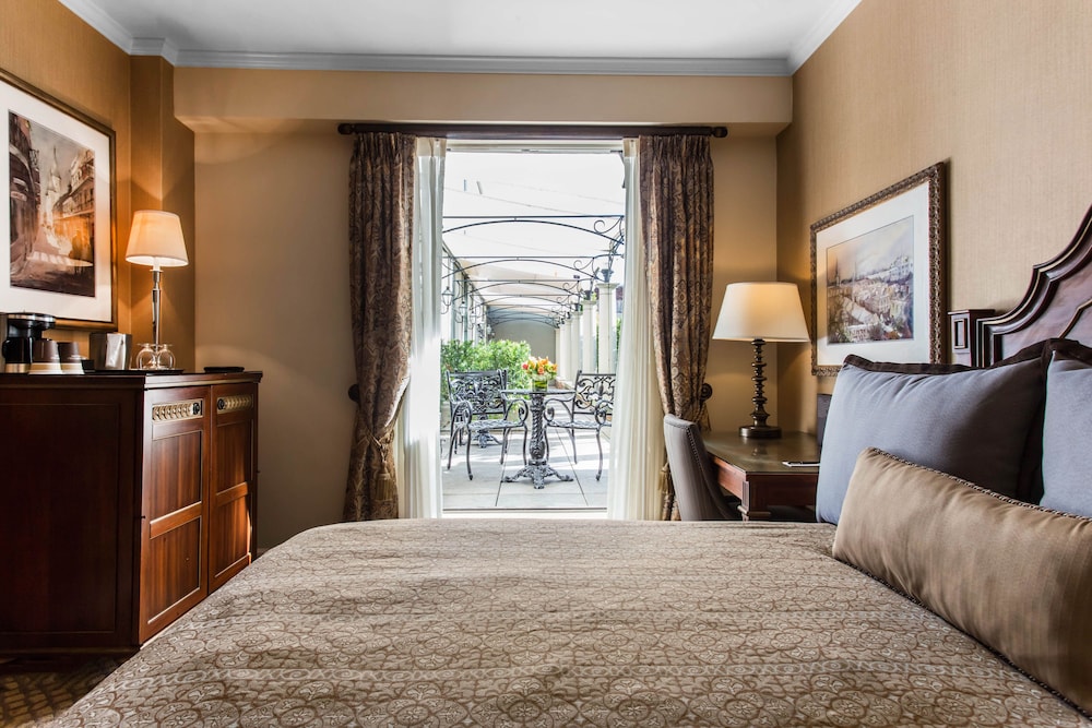 Omni Royal Orleans Hotel 46/97