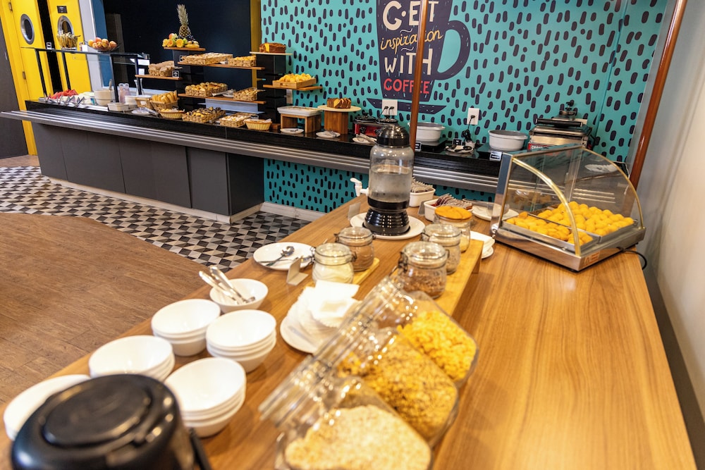 B And B Hotels Sao Jose Dos Campos 37/47