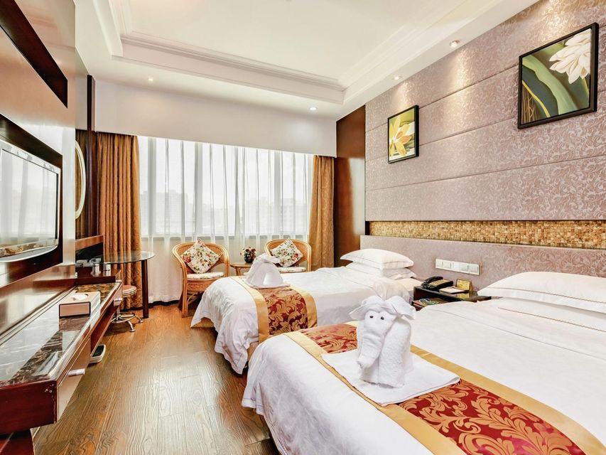 Deluxe, 2 Beds