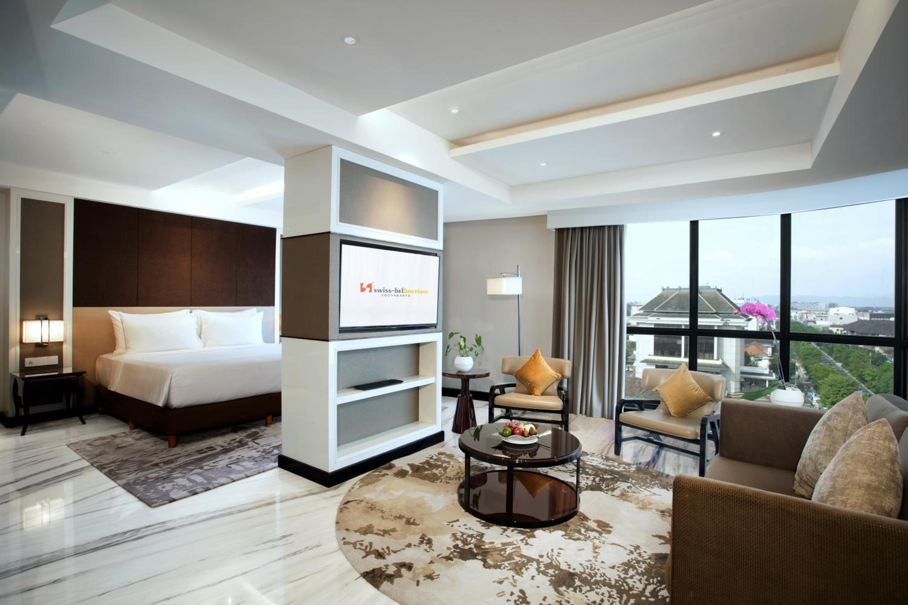 جناح بزنس بسرير كوين، Swiss Belboutique Yogyakarta 2/2
