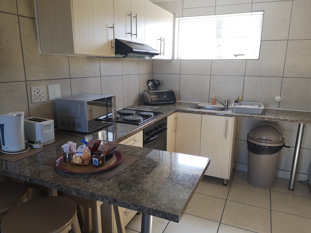 Smithland Guest Apartments 28/50