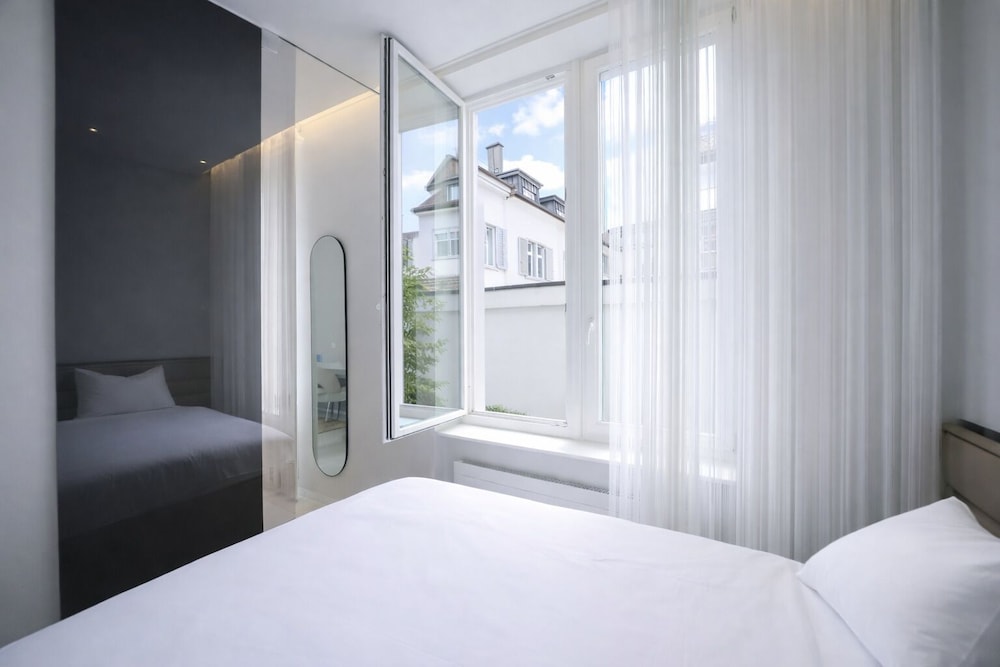 1 Bedroom, Senior, Apartment, Double Bed