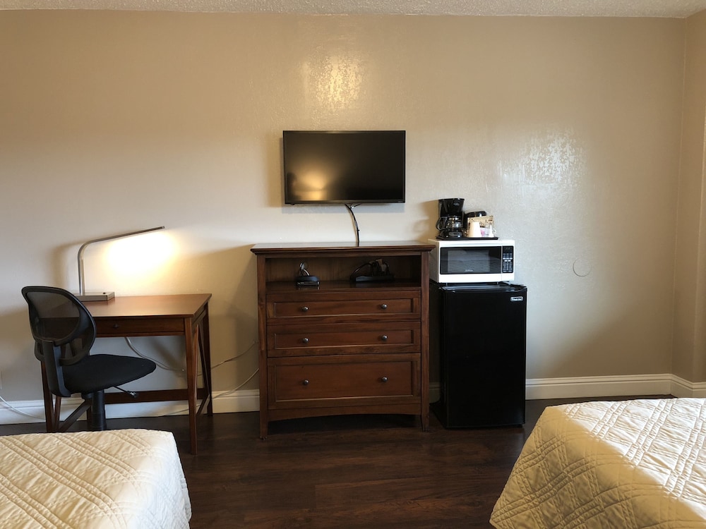 Budget Inn Lompoc 48/60