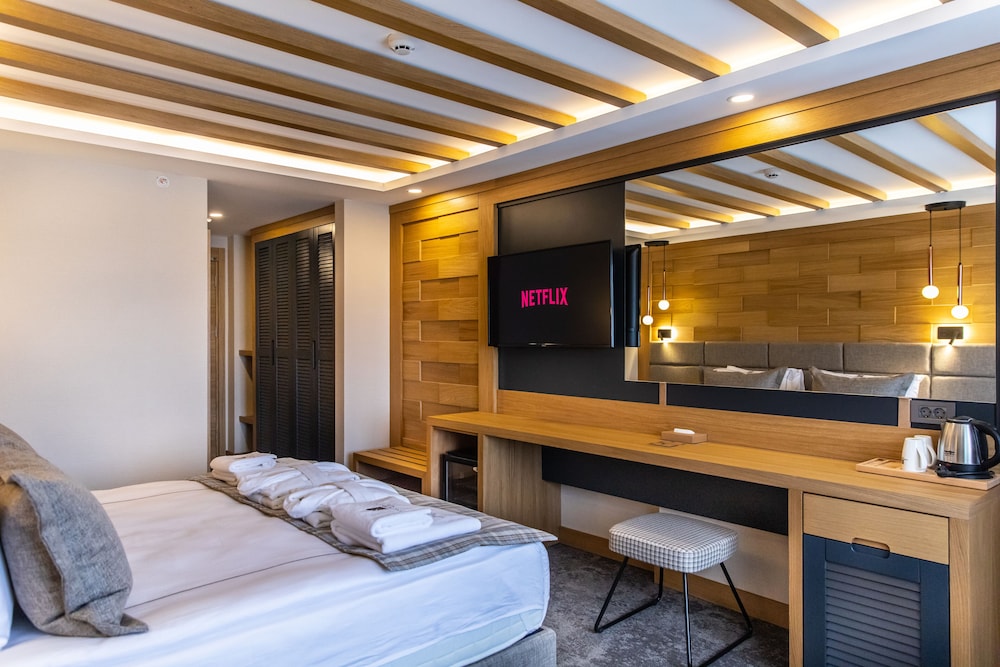 Sarpino Mountain Hotel 24/58