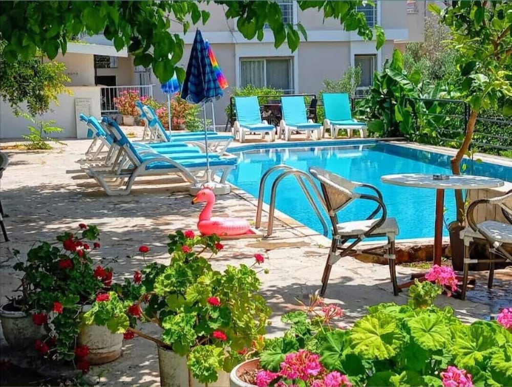 Parla Apart Otel 36/48