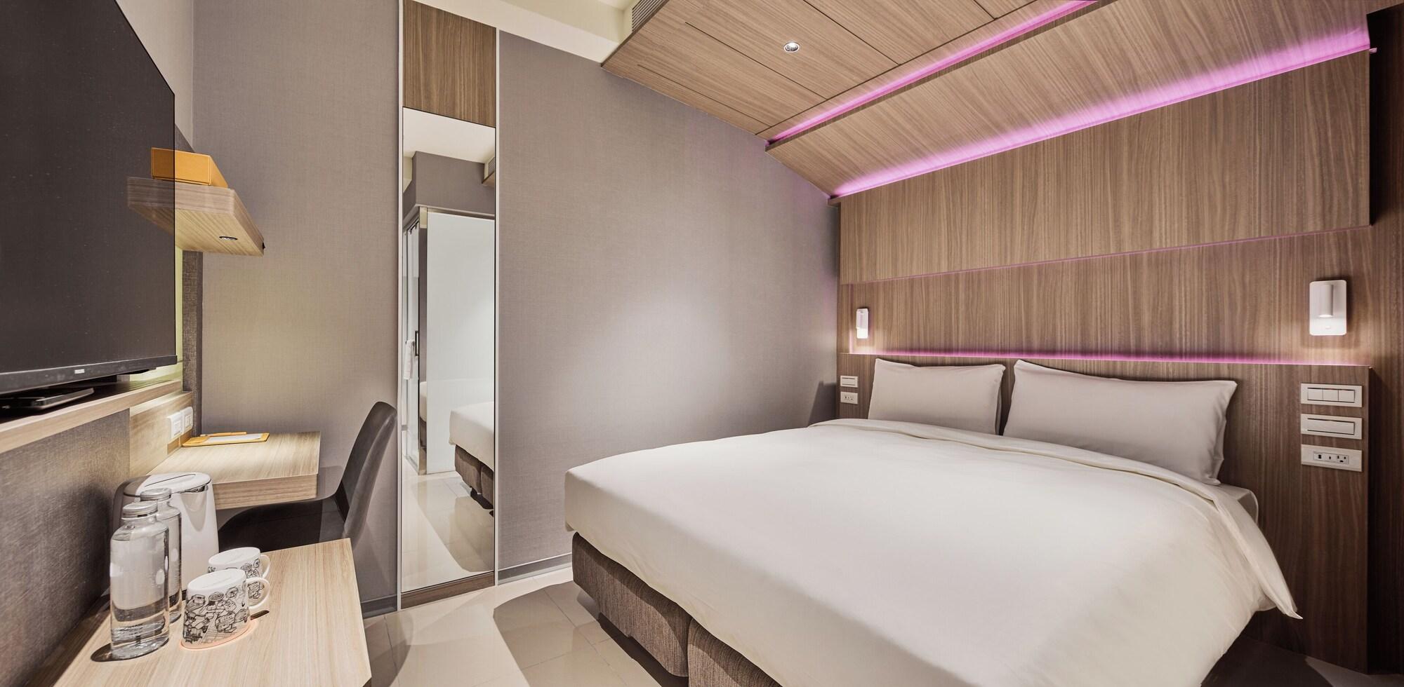 Orange Hotel Ximen Hanzhong 21/49
