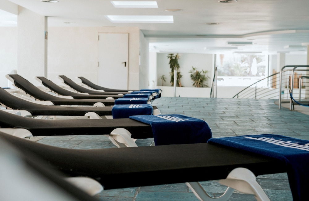 Deloix Aqua Center Hotel 36/68