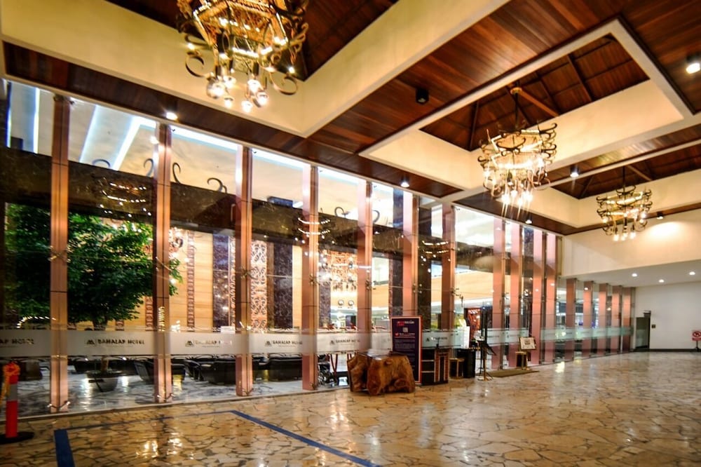 M Bahalap Hotel Palangkaraya 11/67