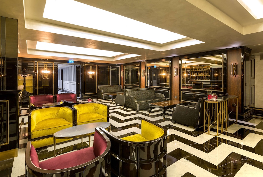 DoubleTree by Hilton Izmir Airport 75/85