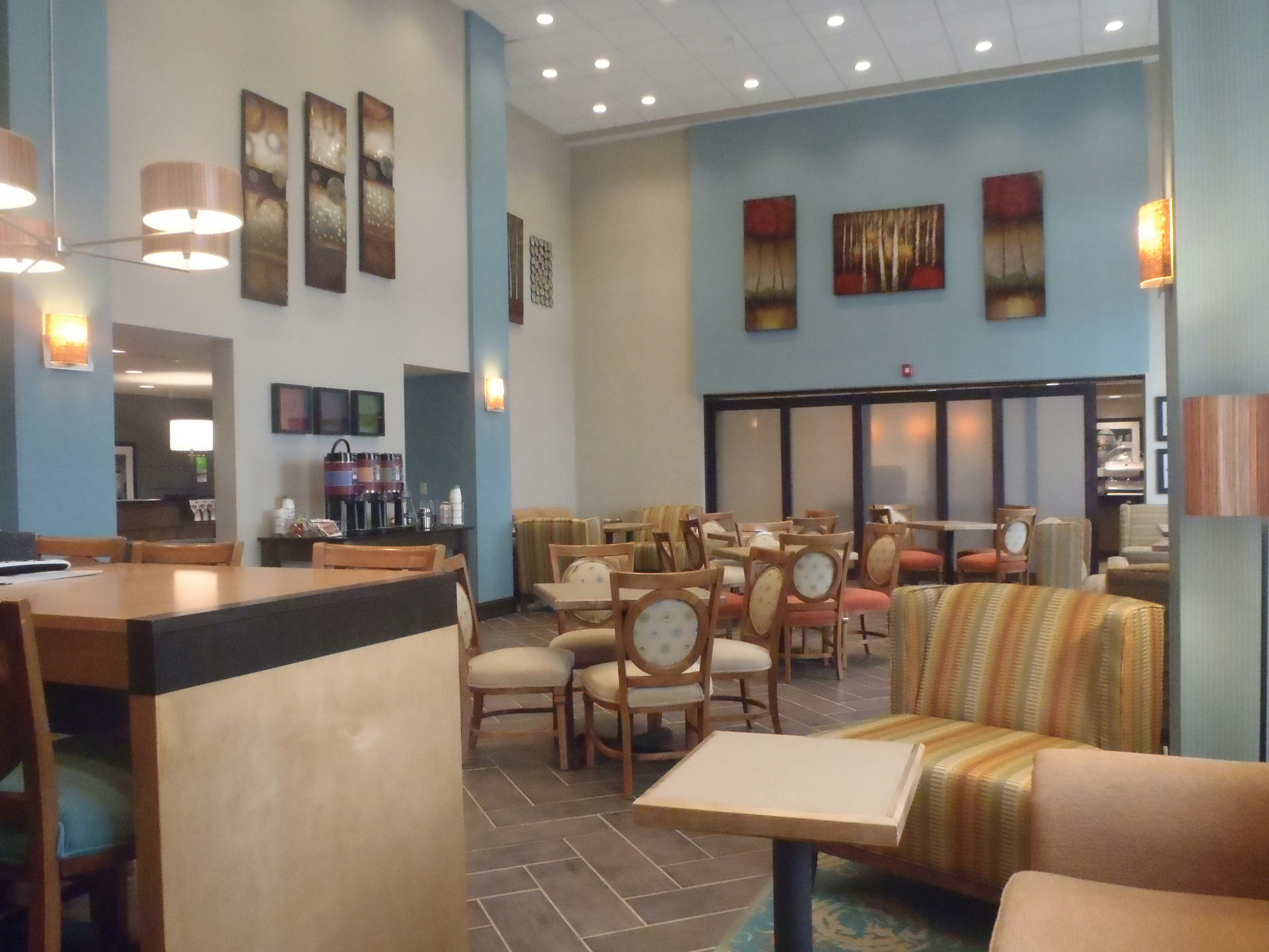 Hampton Inn And Suites Wiggins 19/29