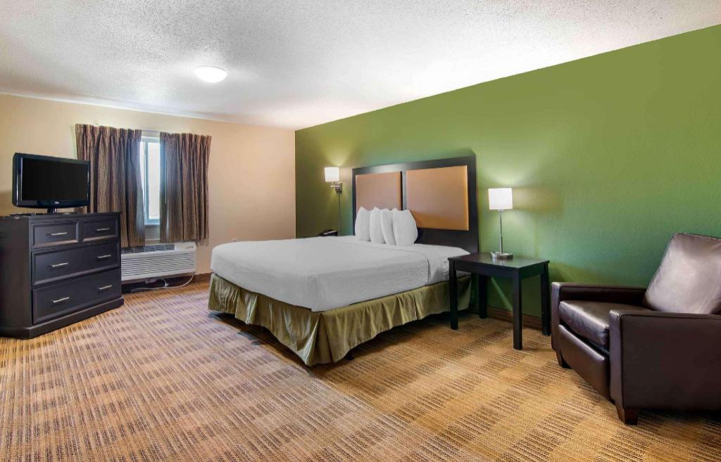 1 Bedroom, Suite, King Bed