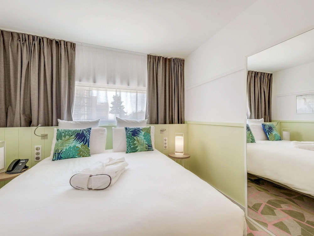 Mercure Paris Orly Tech Airport 14/78