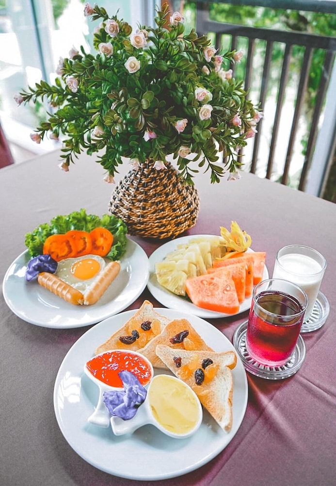 Royal Hill Satun Hotel 30/35