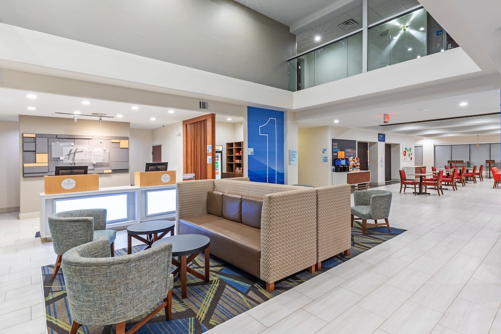 Holiday Inn Express Hotel Suites Vidor South 47/71