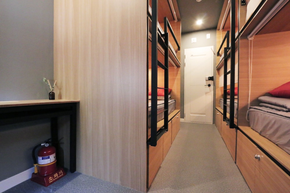 Blueboat Hostel Jeonju 24/59