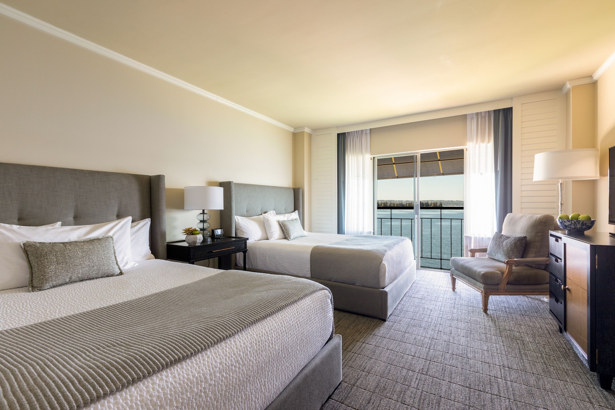 Room, 2 Queen Beds, Lake Front