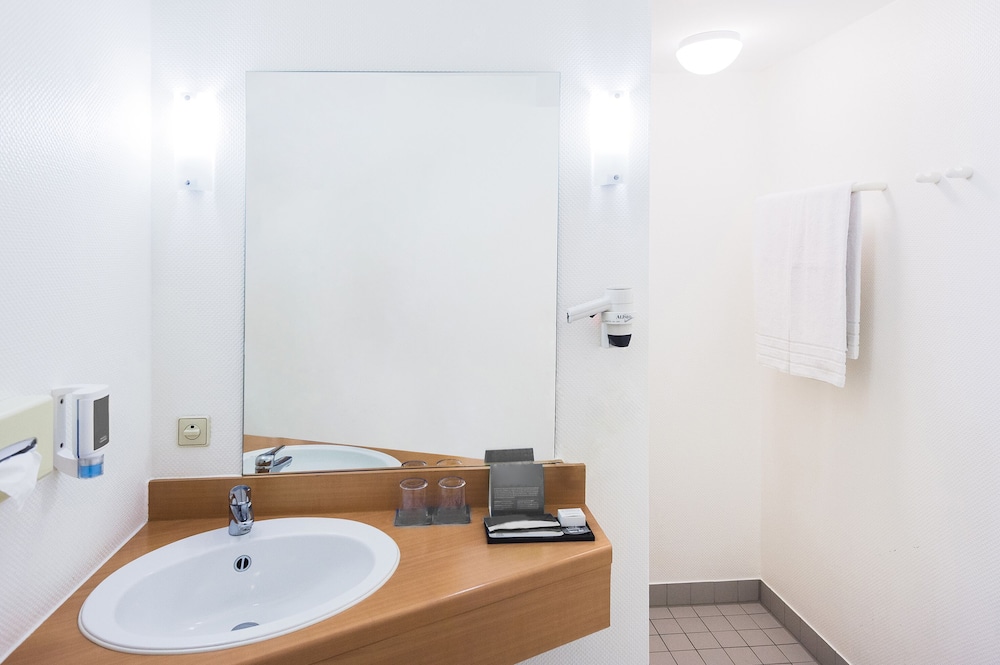 Hotel Bochum Wattenscheid, Affiliated by Melia 49/49