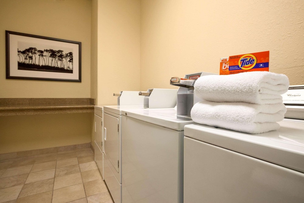Country Inn & Suites by Radisson Greenville, NC 8/58
