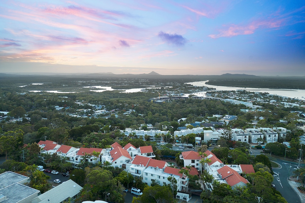 Noosa International Resort 61/66