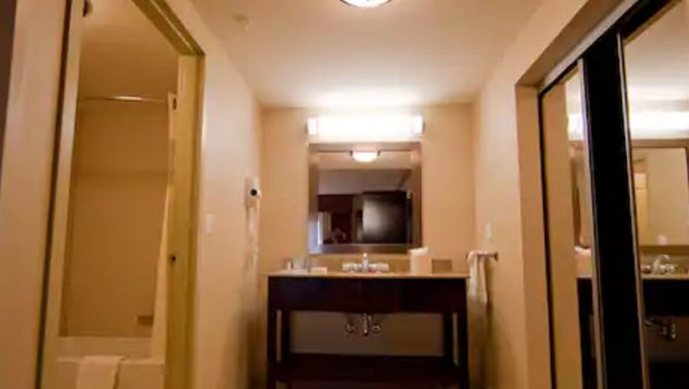 Hampton Inn And Suites Seattle Kent Wa 25/74