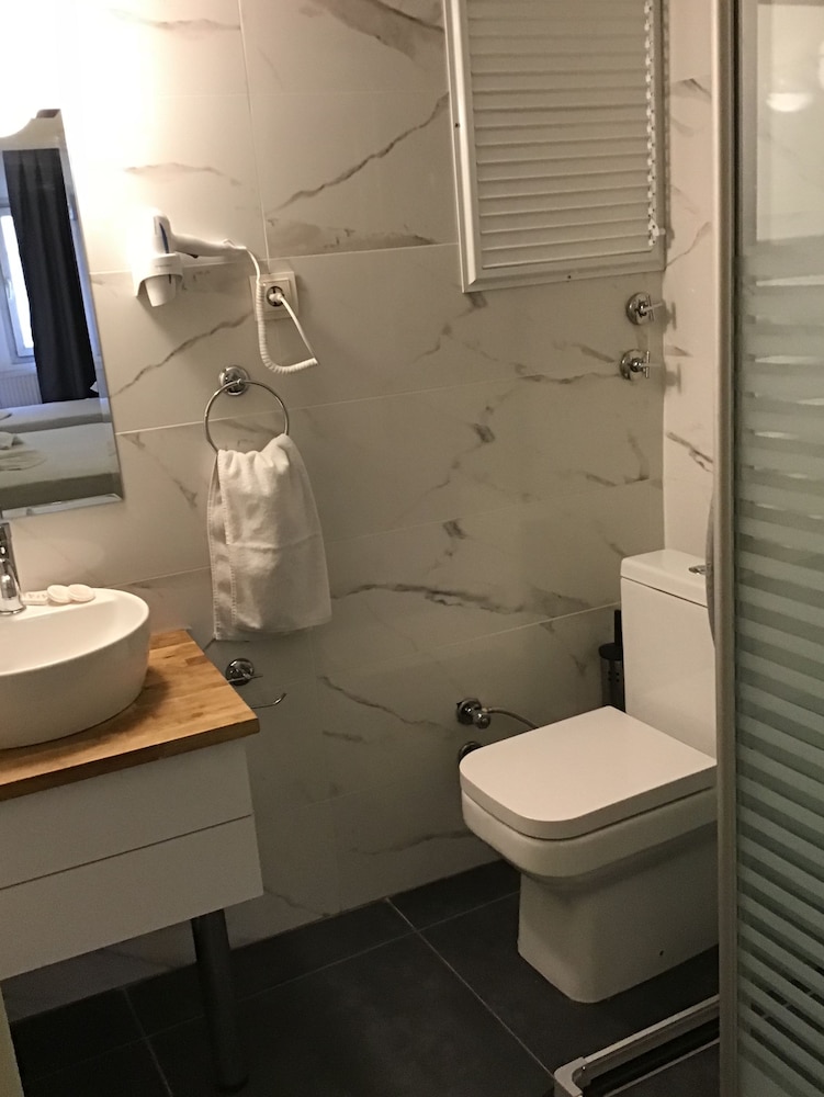 Otel Balca 38/43