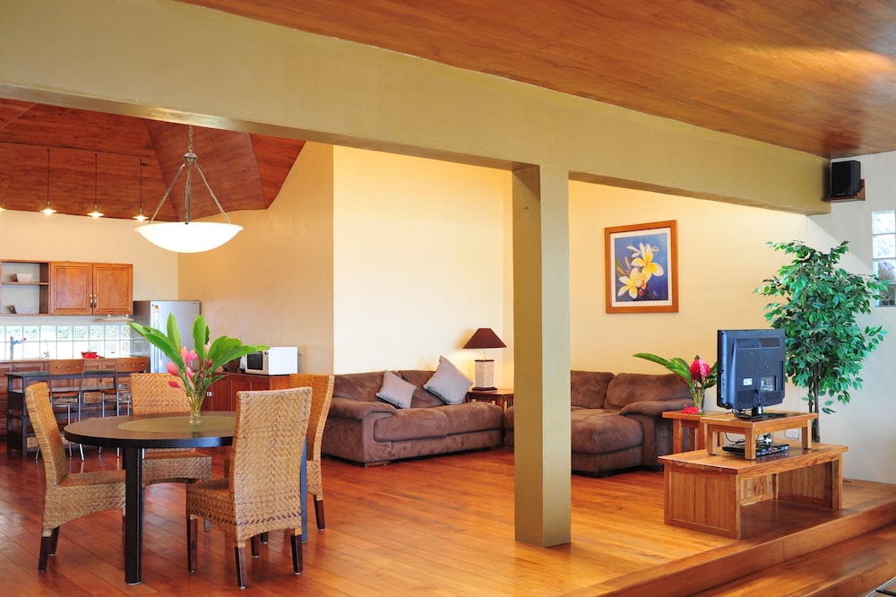 Hideaway Island Resort 37/75