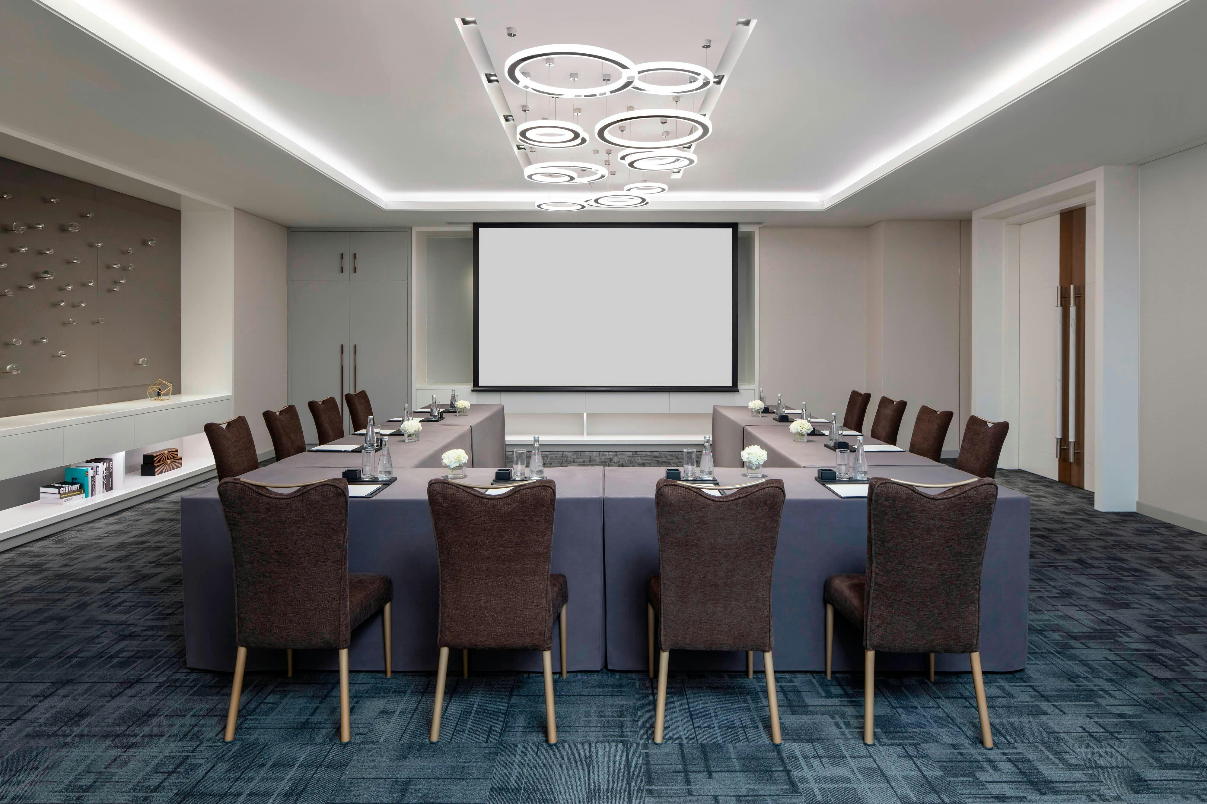 Courtyard By Marriott Shanghai Minhang 13/17