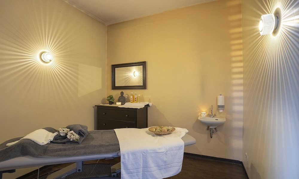 Aqualux Wellness And Tagungshotel 24/63