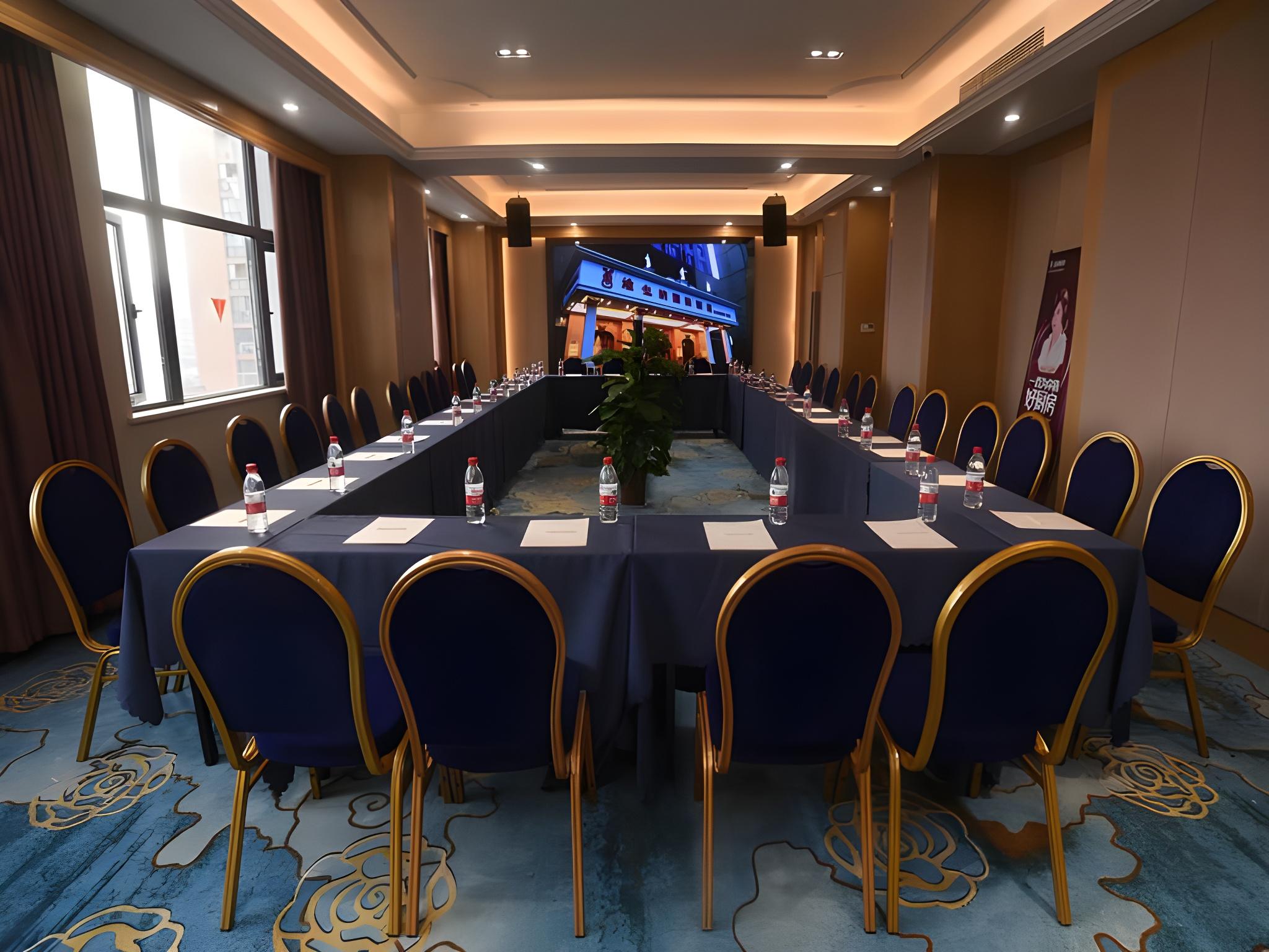Vienna International Hotel (Wuhan Wangjiawan Tieqiao Square) 34/39