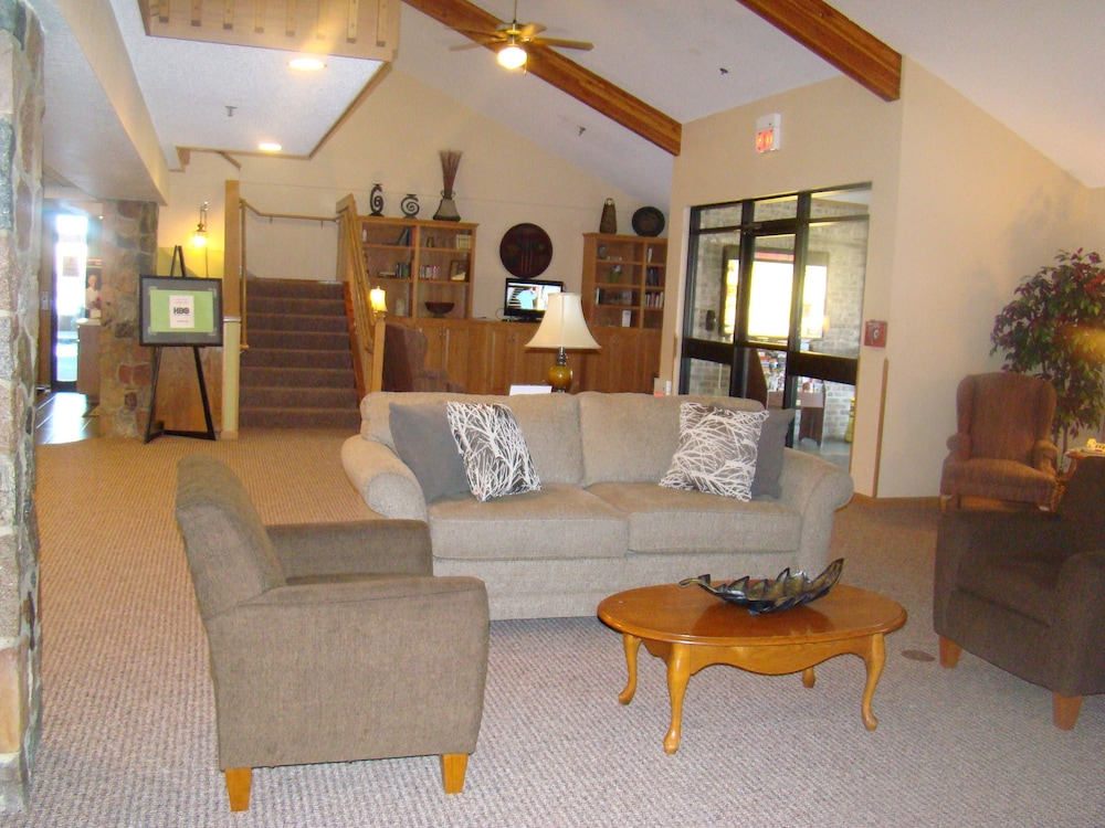 Boarders Inn Suites Faribault Mn 56/80