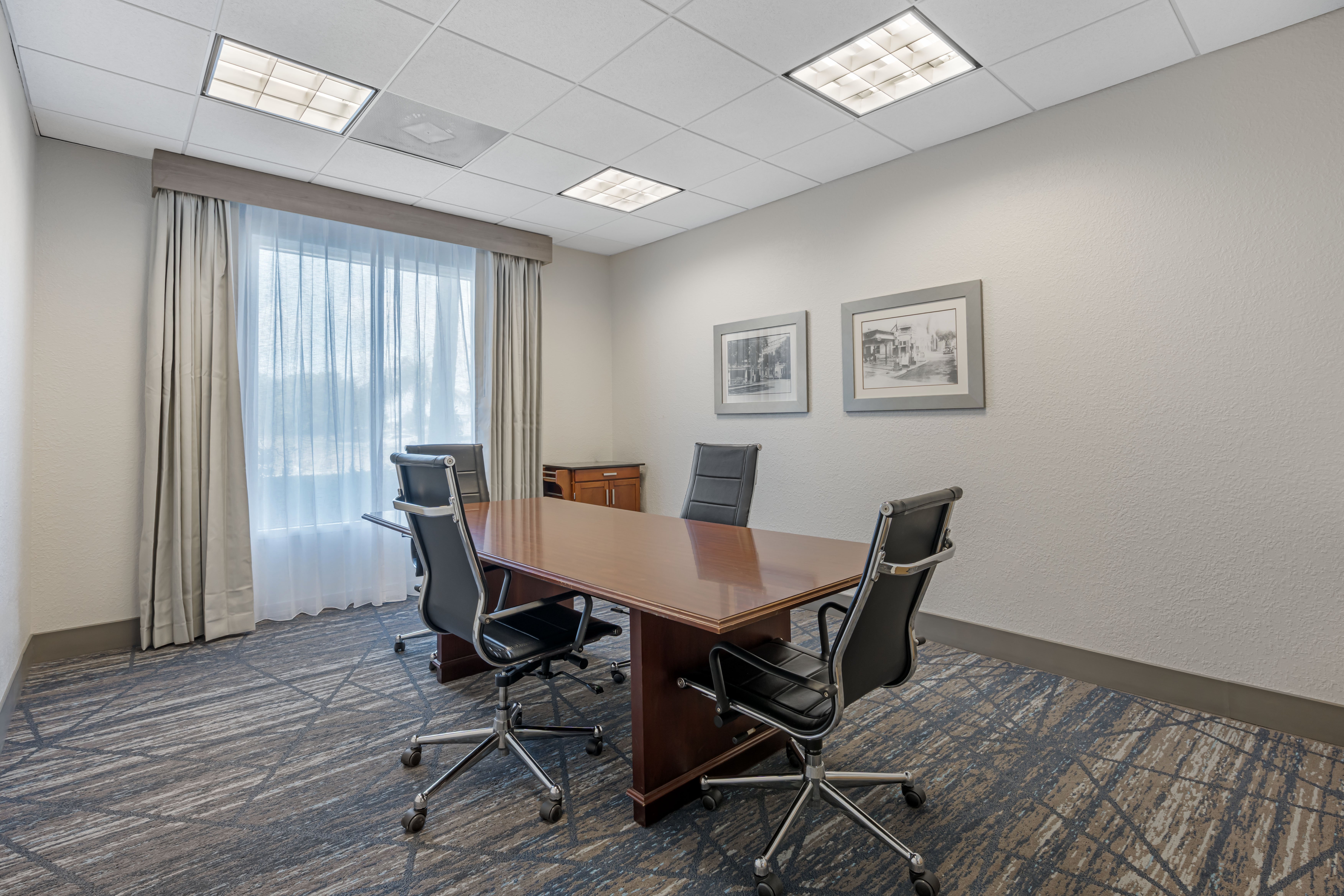 Holiday Inn Express Hotel And Suites Arcadia 47/56