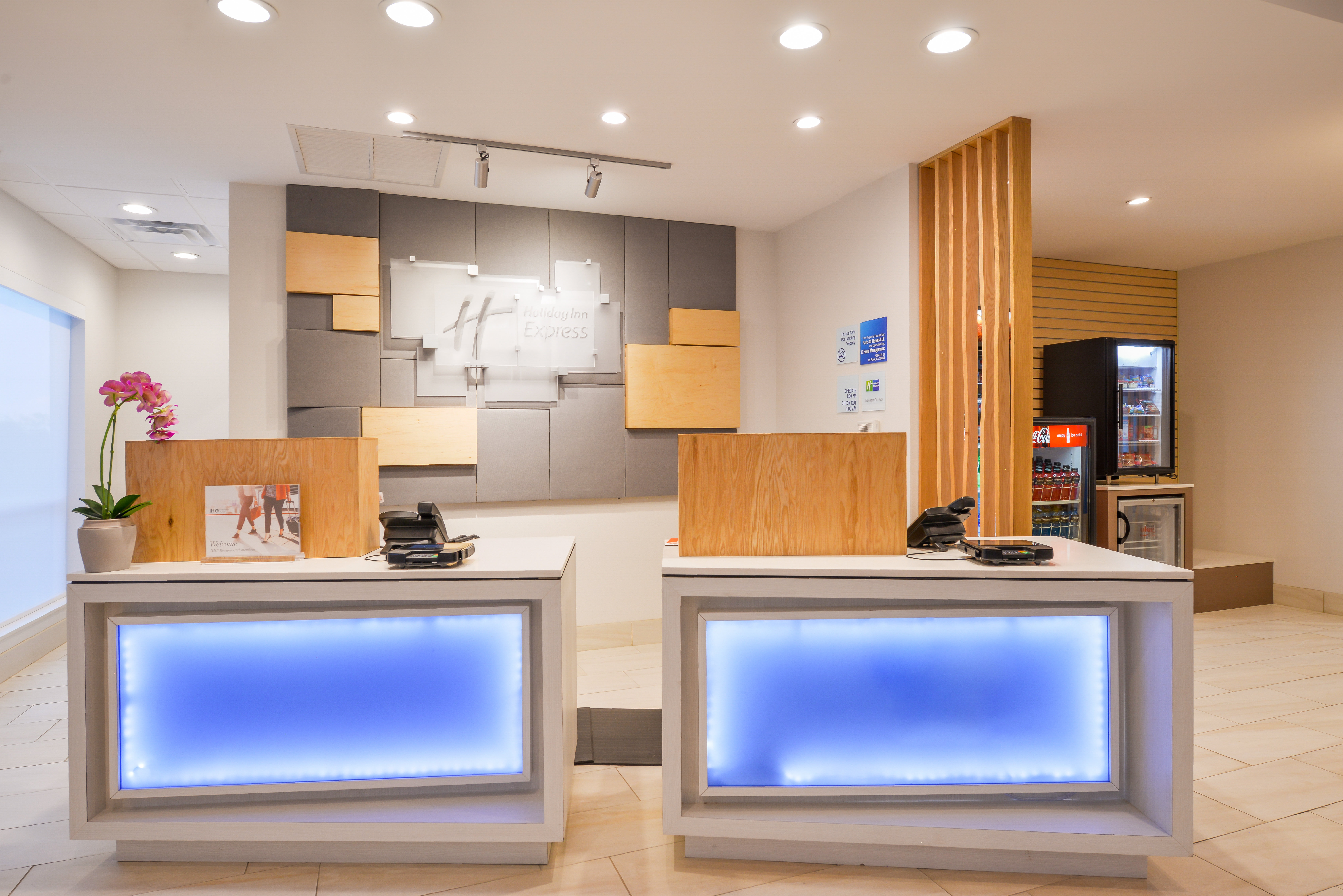 Holiday Inn Express Donaldsonville 5/70