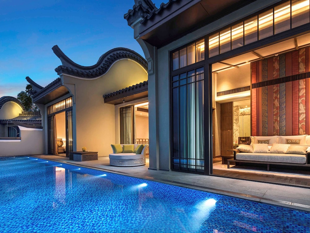 Angsana Zhuhai Phoenix Bay 25/50